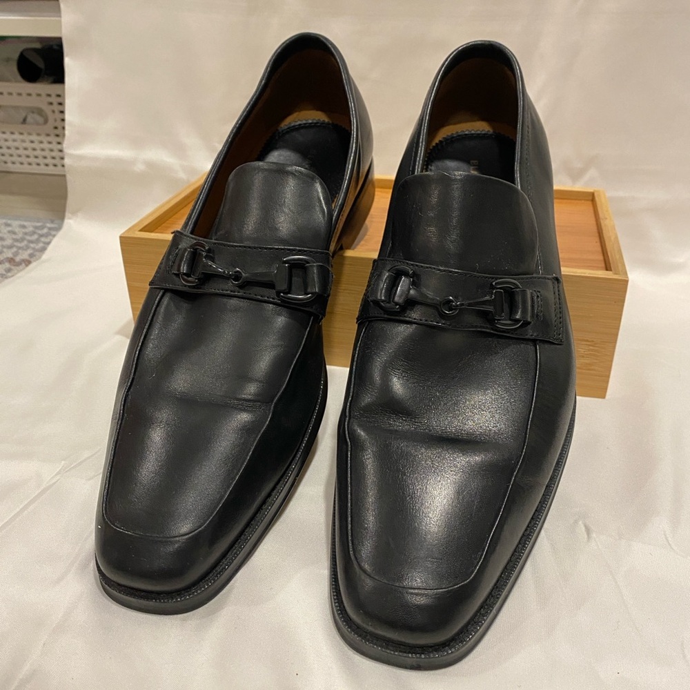 Elegant Black Leather Men's Slip-On Loafers